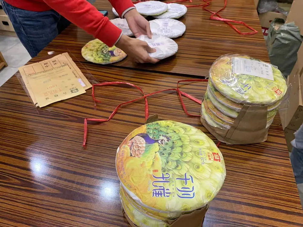 广州回收大益普洱茶2018年生茶熟茶图2
